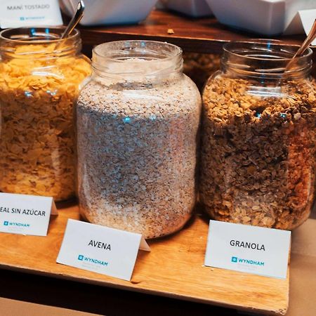 Wyndham Nordelta Tigre - Buenos Aires Hotel Exterior photo Granola, oatmeal and cornflakes