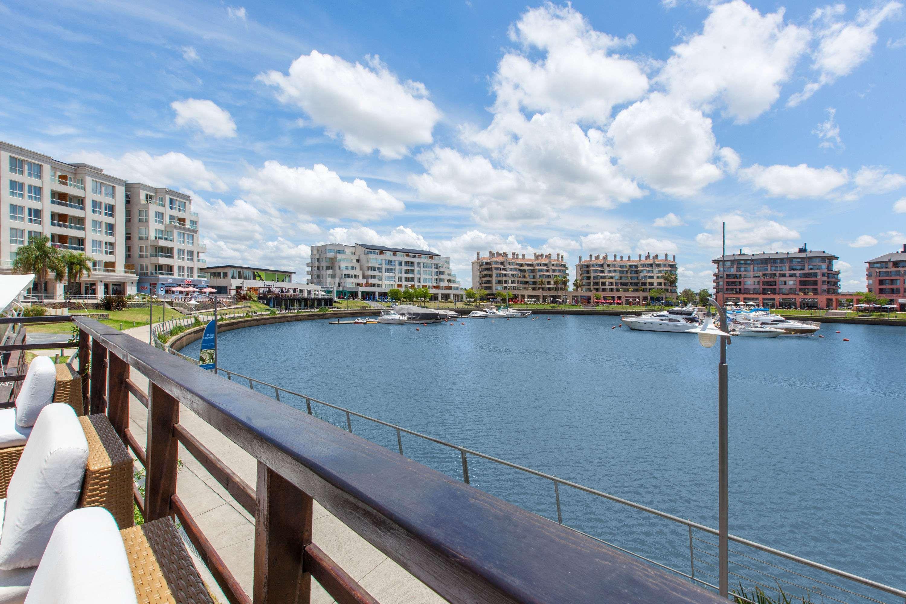 Wyndham Nordelta Tigre - Buenos Aires Hotel Exterior photo View of the Marina from the boardwalk